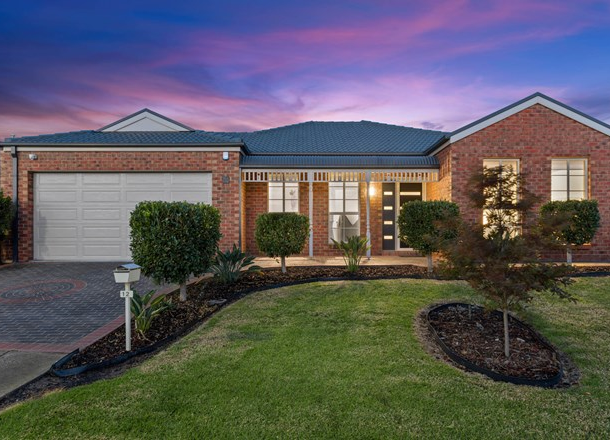 12 Lady Rose Crescent, Sydenham VIC 3037