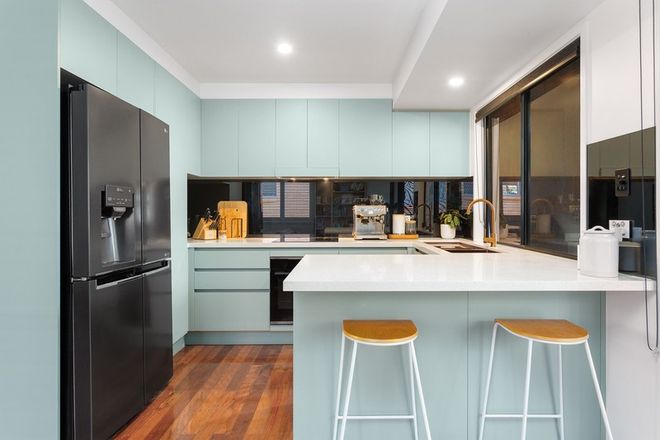 7 Twenty Eighth Avenue, PALM BEACH QLD 4221 - Image 3