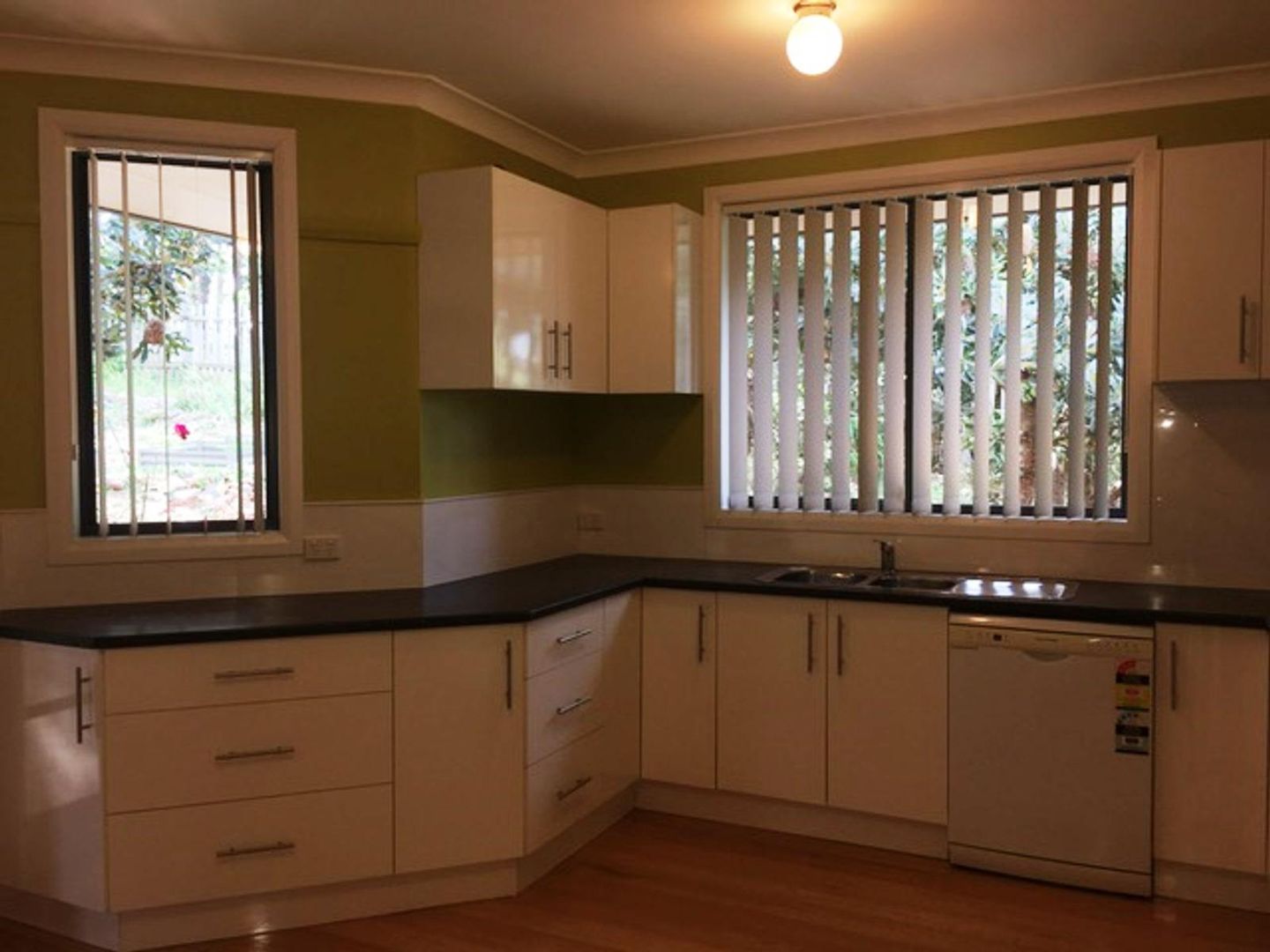 38 Third Avenue, Katoomba NSW 2780, Image 2