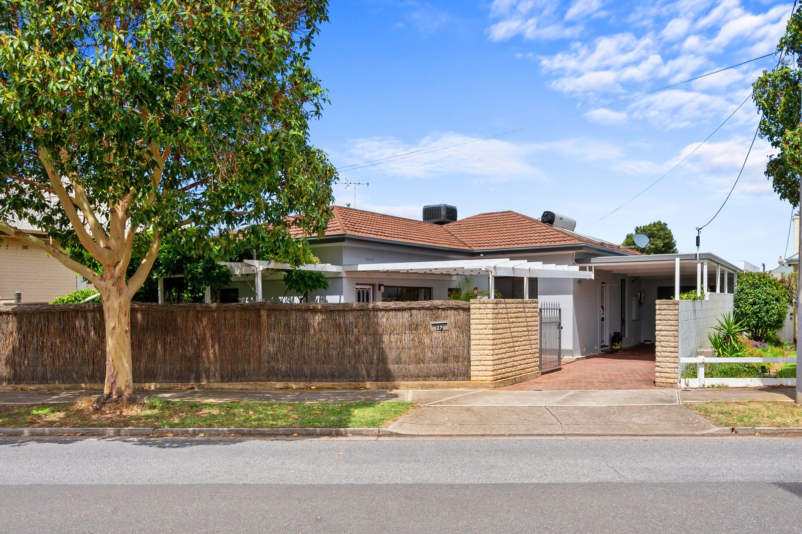 27 Peterhead Street, Largs Bay SA 5016, Image 0