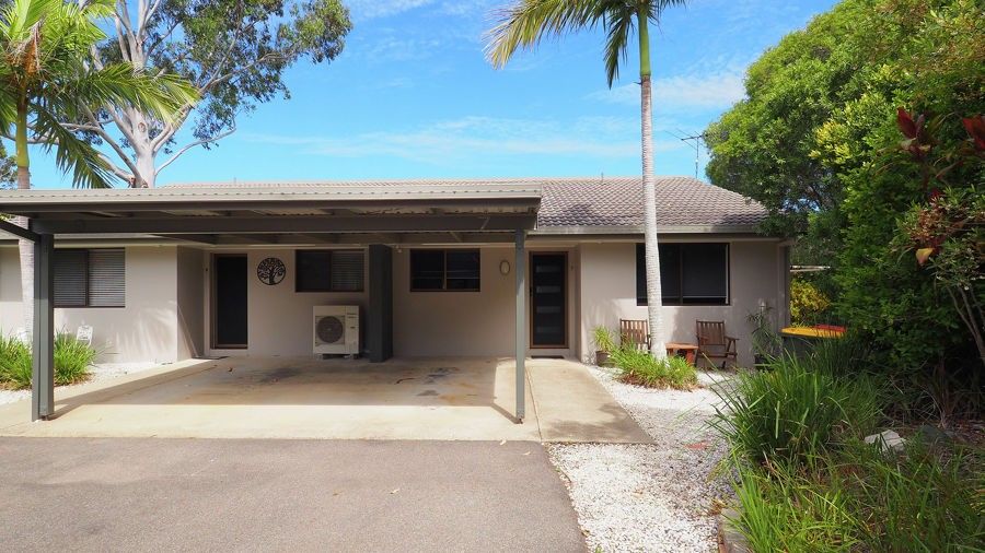 19 Tidal Crescent, Moonee Beach Property History & Address Research