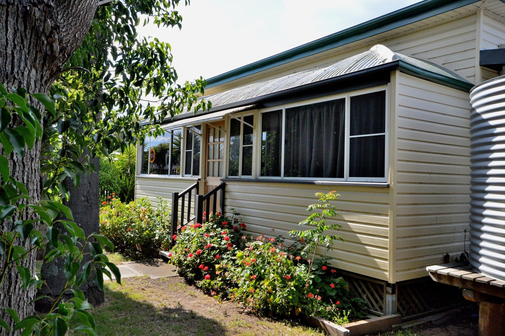 5 bedrooms House in 43 Grafton Street WARWICK QLD, 4370