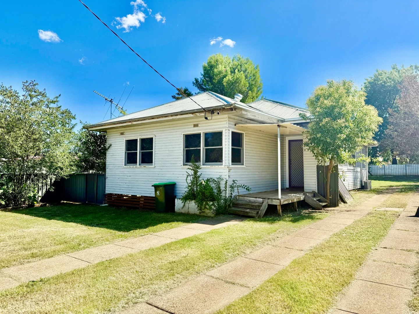 Primary image of 132 MAUGHAN STREET, Wellington NSW 2820