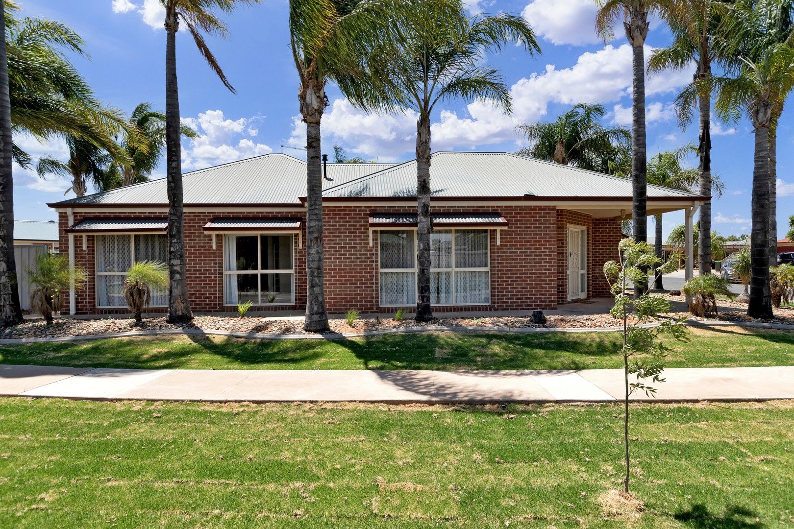 3 bedrooms House in 1 Streisand Court MILDURA VIC, 3500