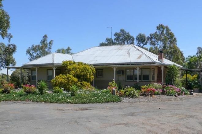 Picture of 3 Clark St, NHILL VIC 3418