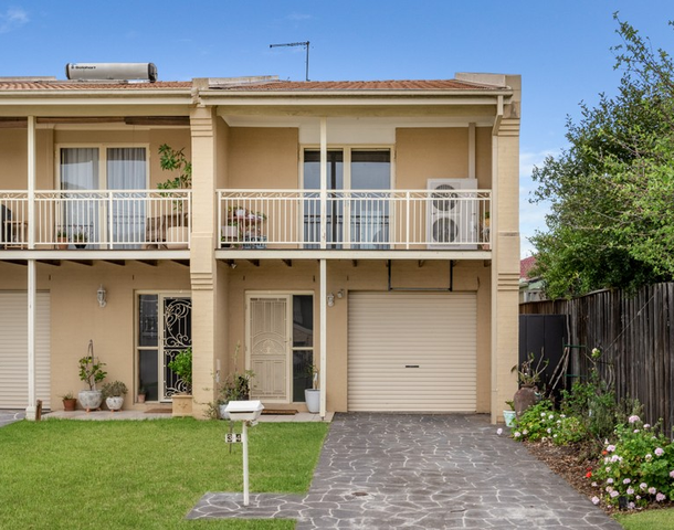 3/4 Aubrey Street, Ingleburn NSW 2565