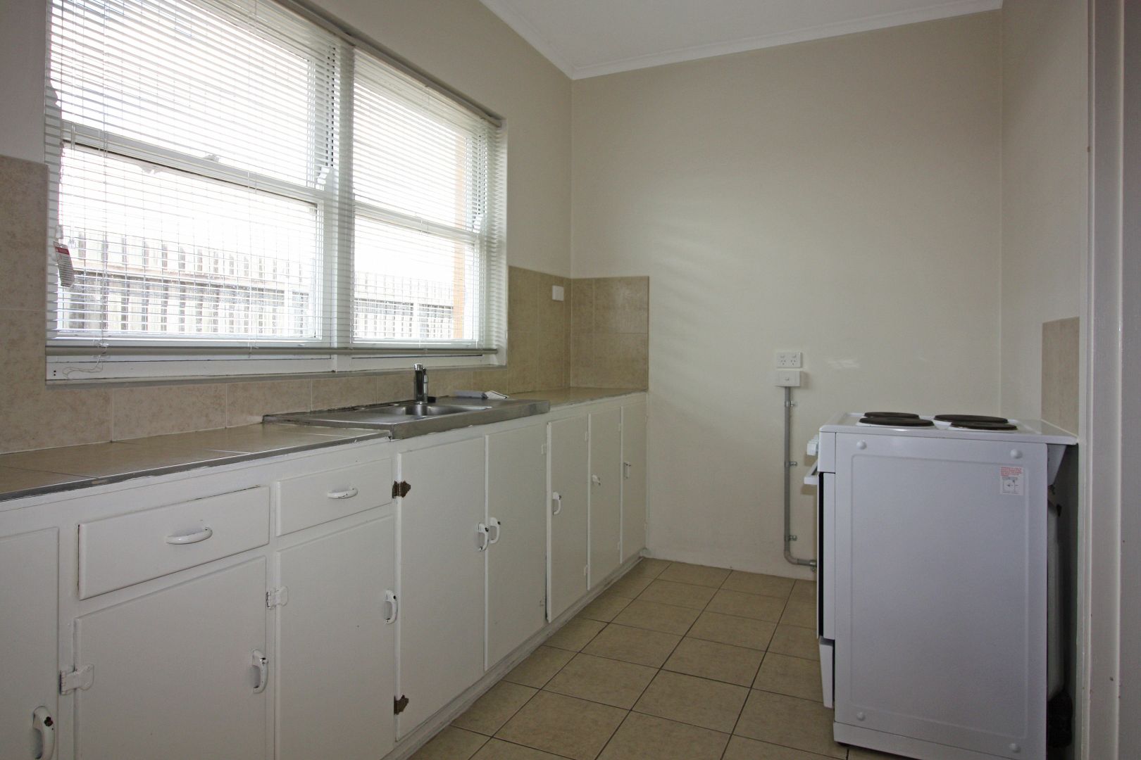 Unit 8/2 Hawthorne St, Woolloongabba QLD 4102 Apartment For Rent Domain