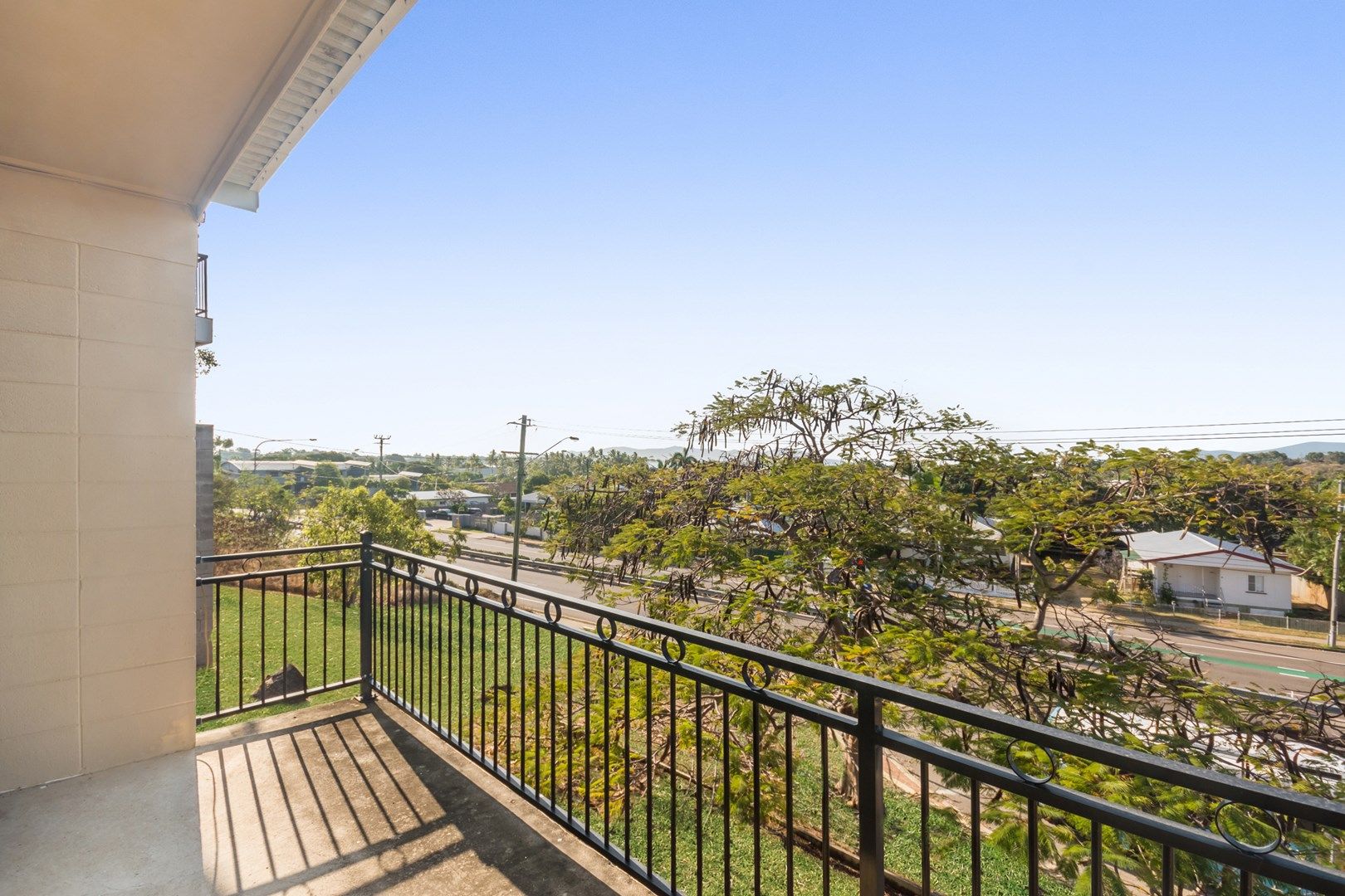 9/2 Bundock Street, Castle Hill QLD 4810, Image 0