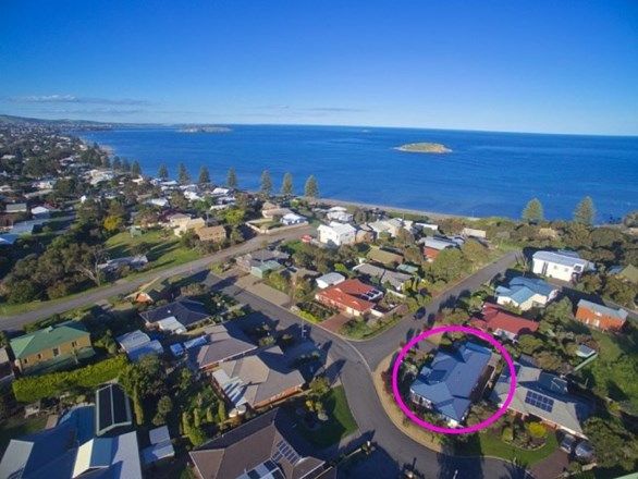 10 Crystal Court, Encounter Bay SA 5211, Image 2