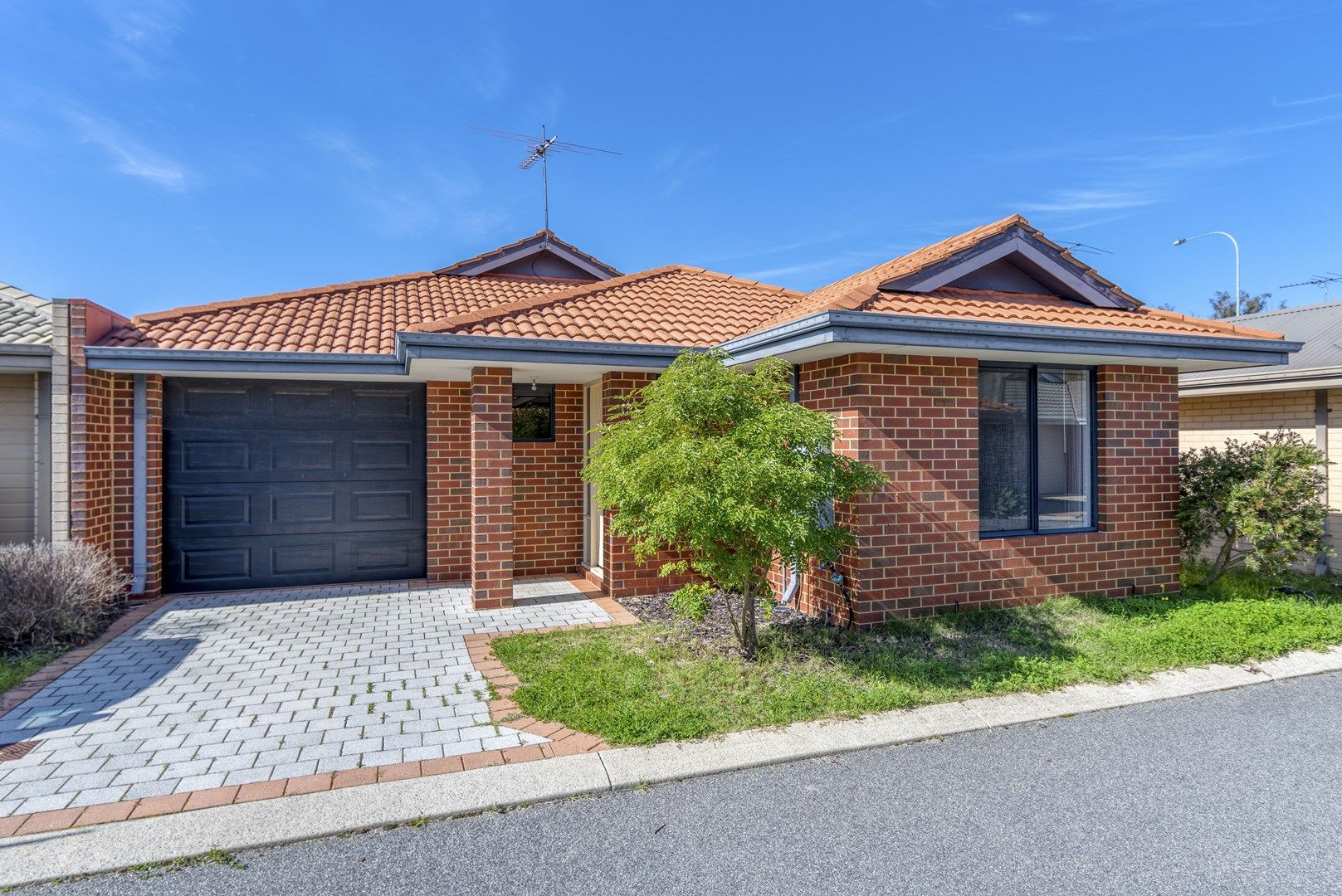 3 bedrooms House in 4/1 Coojong Link SUCCESS WA, 6164