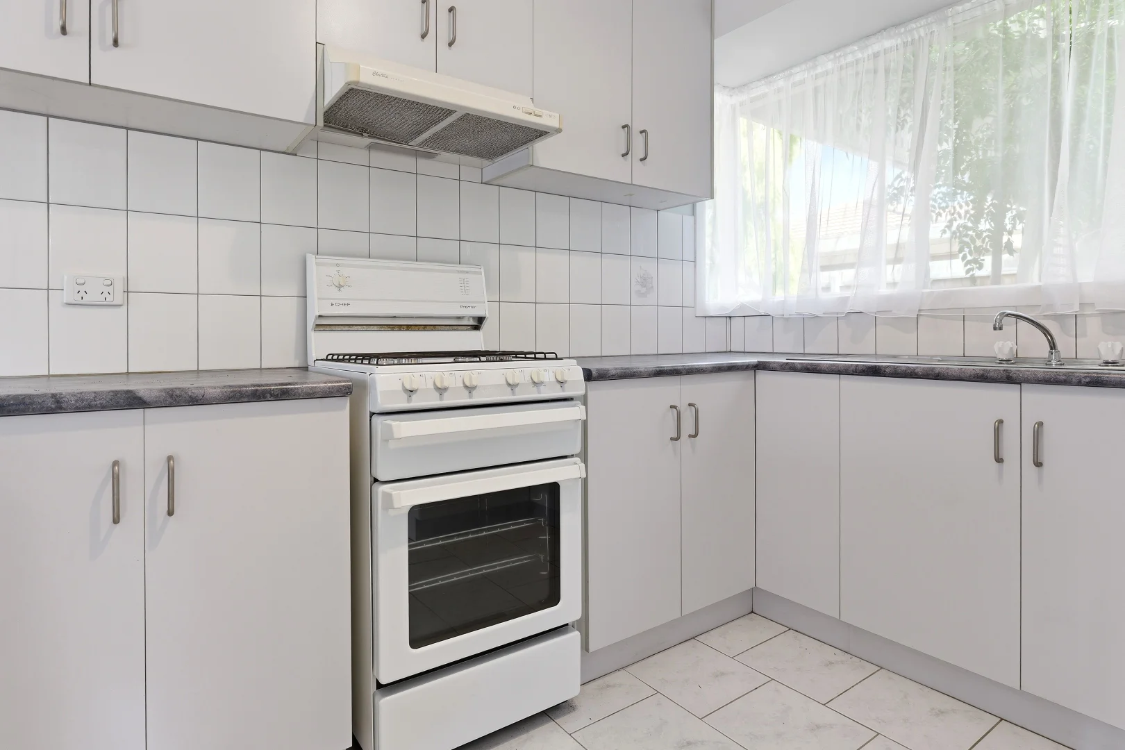 Additional image 7 of 16 St Lawrence Close, Werribee VIC 3030