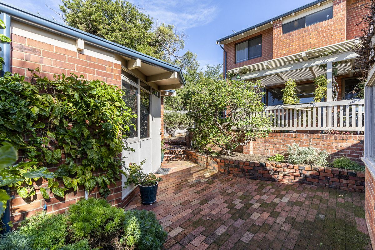 5 bedrooms Townhouse in 7/12 Queenslea Drive CLAREMONT WA, 6010