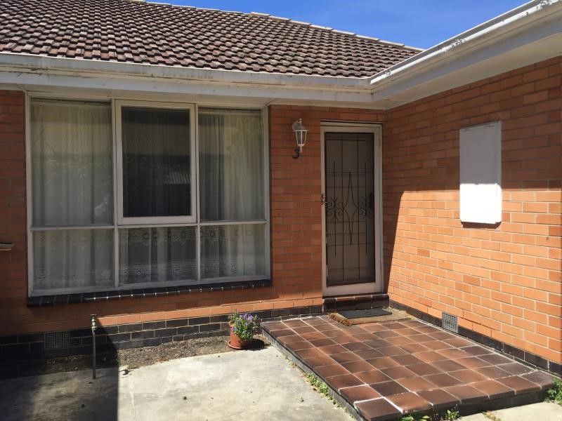 2 bedrooms Apartment / Unit / Flat in 3/19 Truganini Road CARNEGIE VIC, 3163