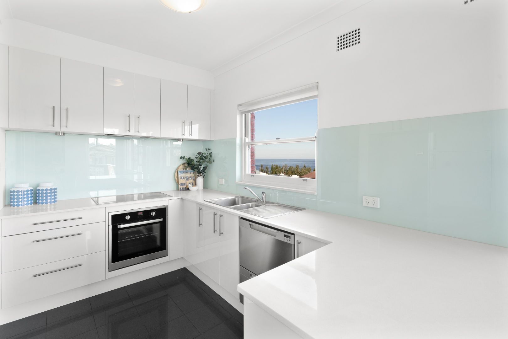 5/11 Hill Street, Coogee NSW 2034, Image 2