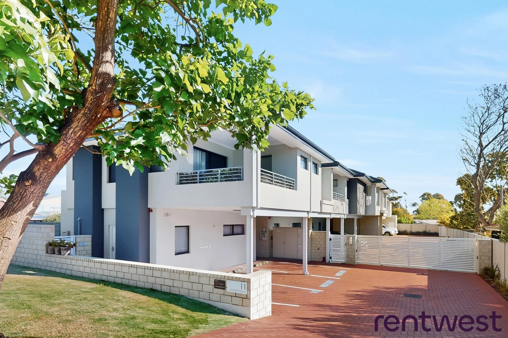 3/11 Goldsmith Road, Spearwood WA 6163