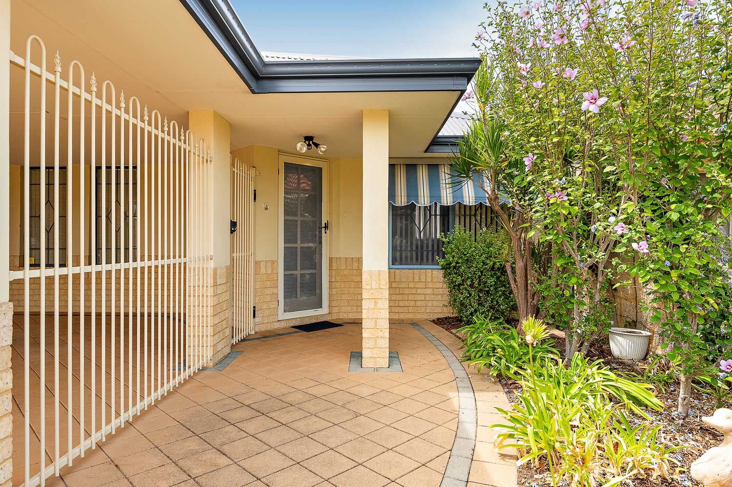 12A Ellesmere Circuit, Success WA 6164, Image 1