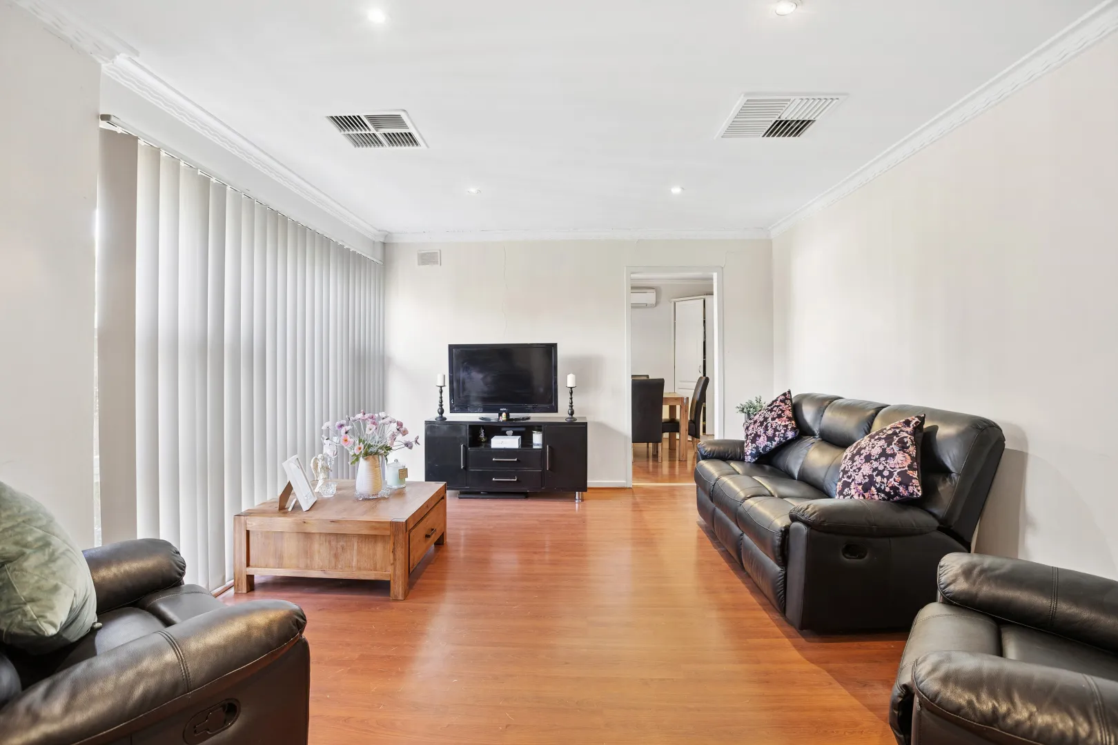EXPLORING THE ENDLESS POTENTIAL OF THIS LARGE BLOCK OR RENOVATE TO MAKE IT YOUR DREAM HOME - View 2