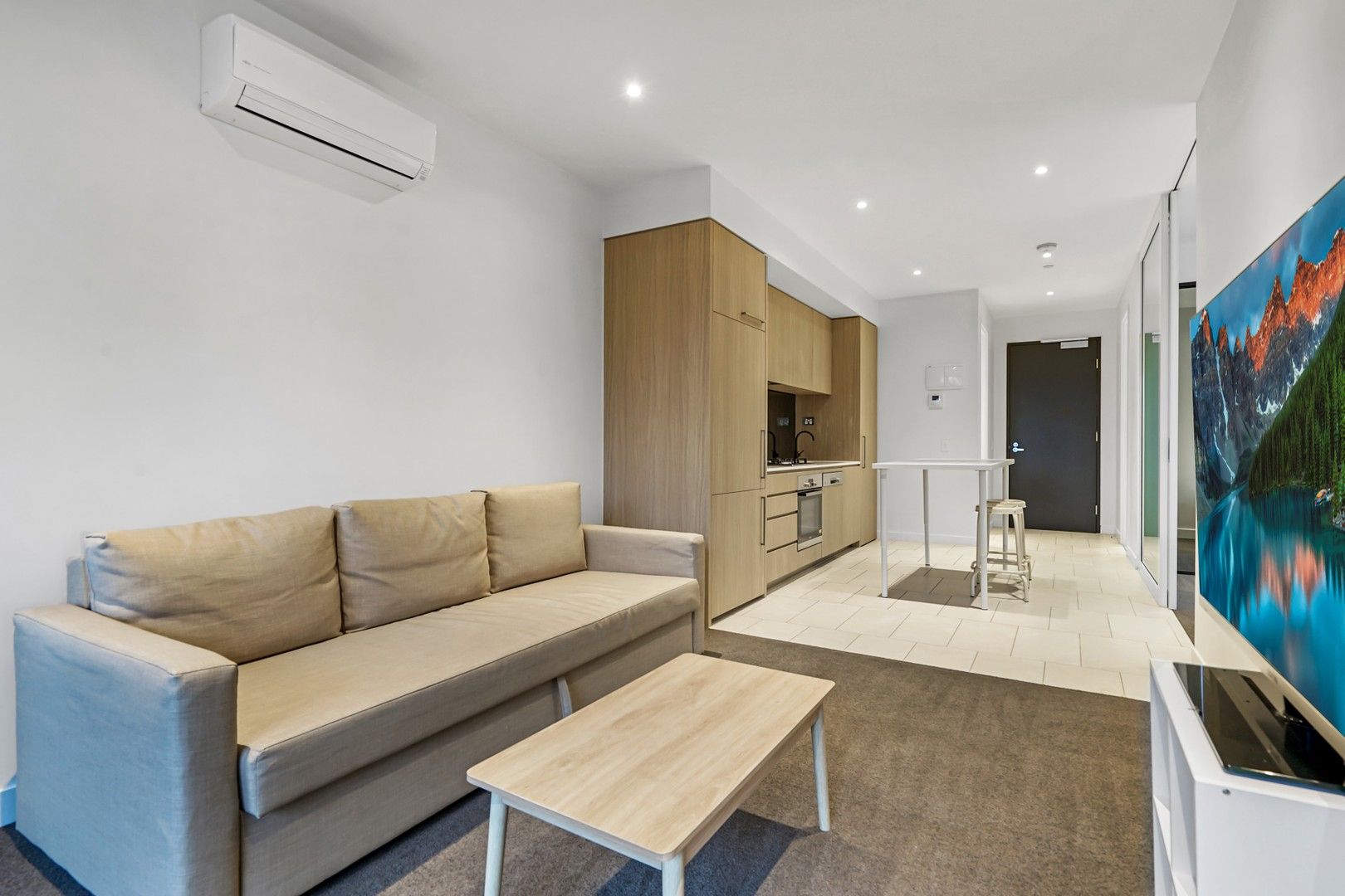 2 bedrooms Apartment / Unit / Flat in 3408/120 Abeckett Street MELBOURNE VIC, 3000