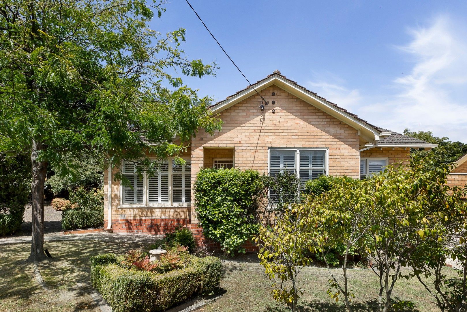 1/38 Florence Road, Surrey Hills VIC 3127, Image 0