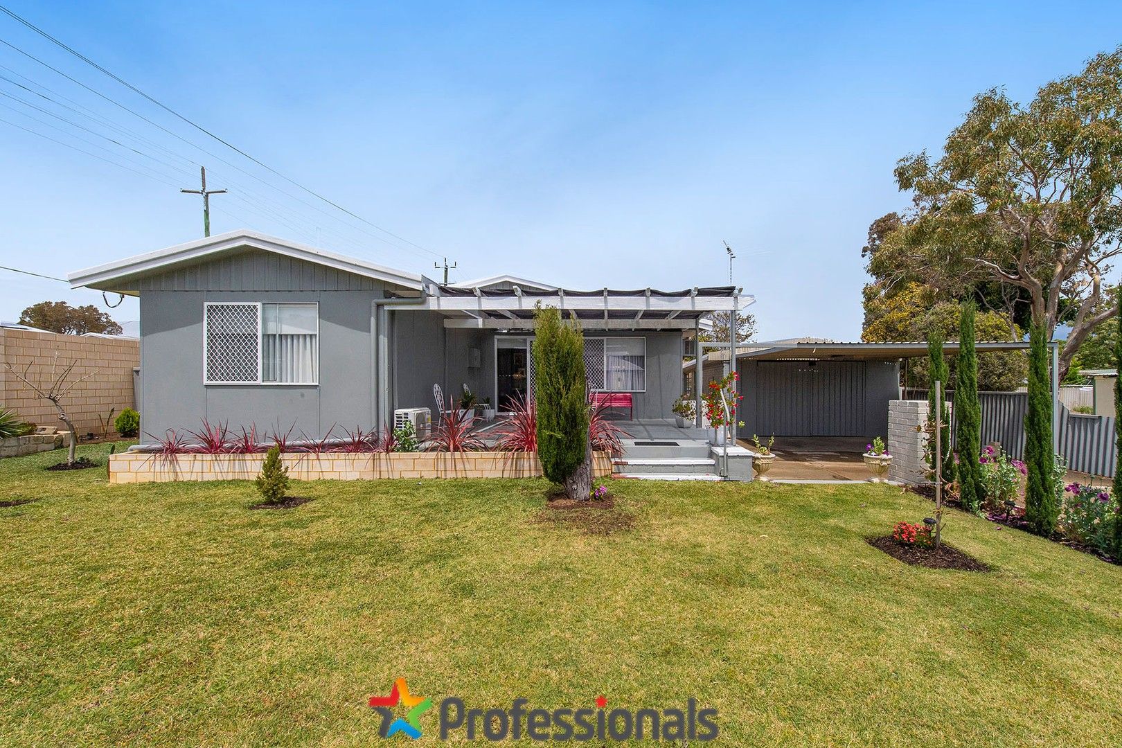 3 bedrooms House in 17 Yallan Street MANDURAH WA, 6210