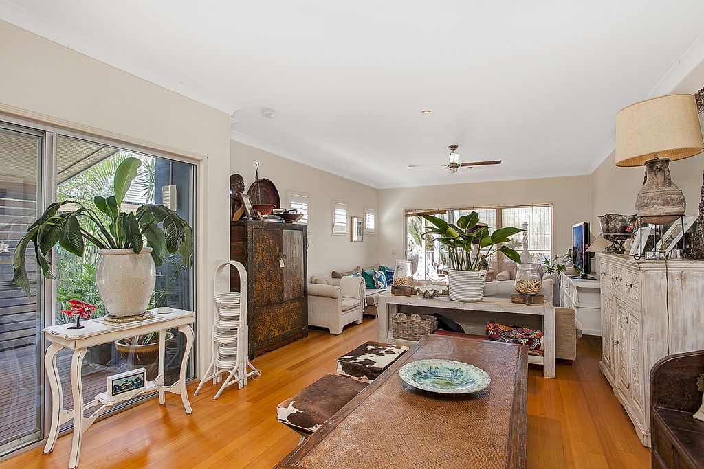 1/13 Cherub Street, Tugun QLD 4224, Image 2