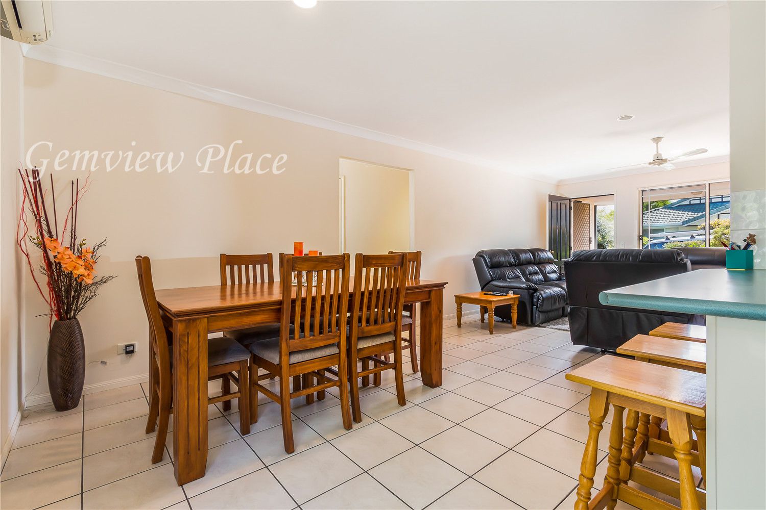 77/8 Gemview St, Calamvale QLD 4116, Image 2