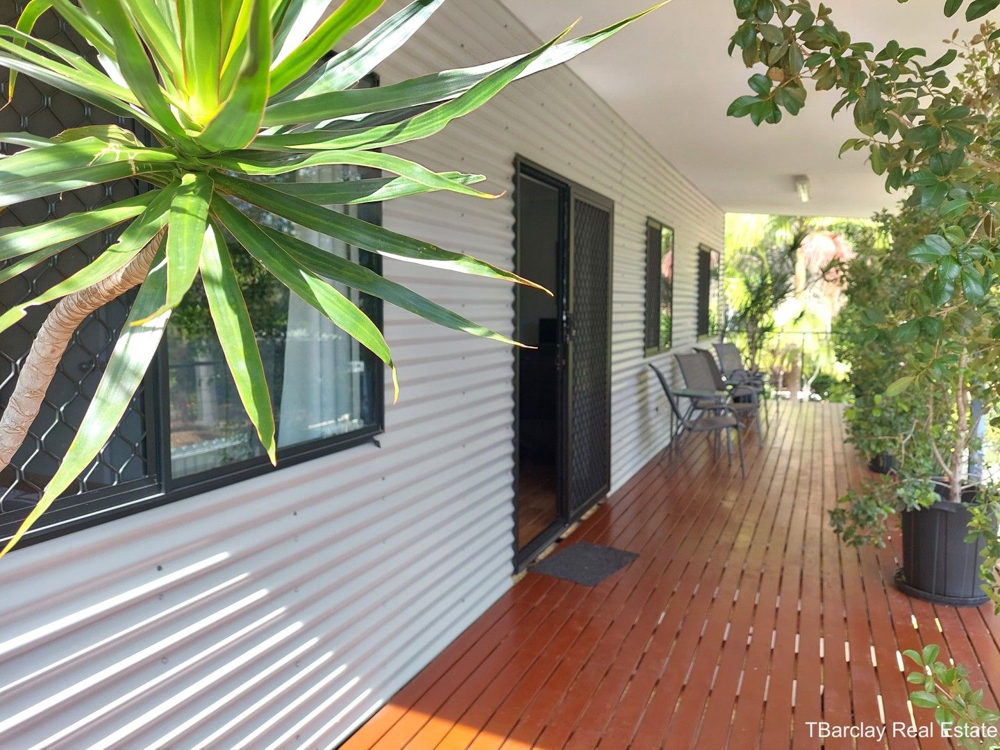 8 Heron St, Macleay Island QLD 4184, Image 0