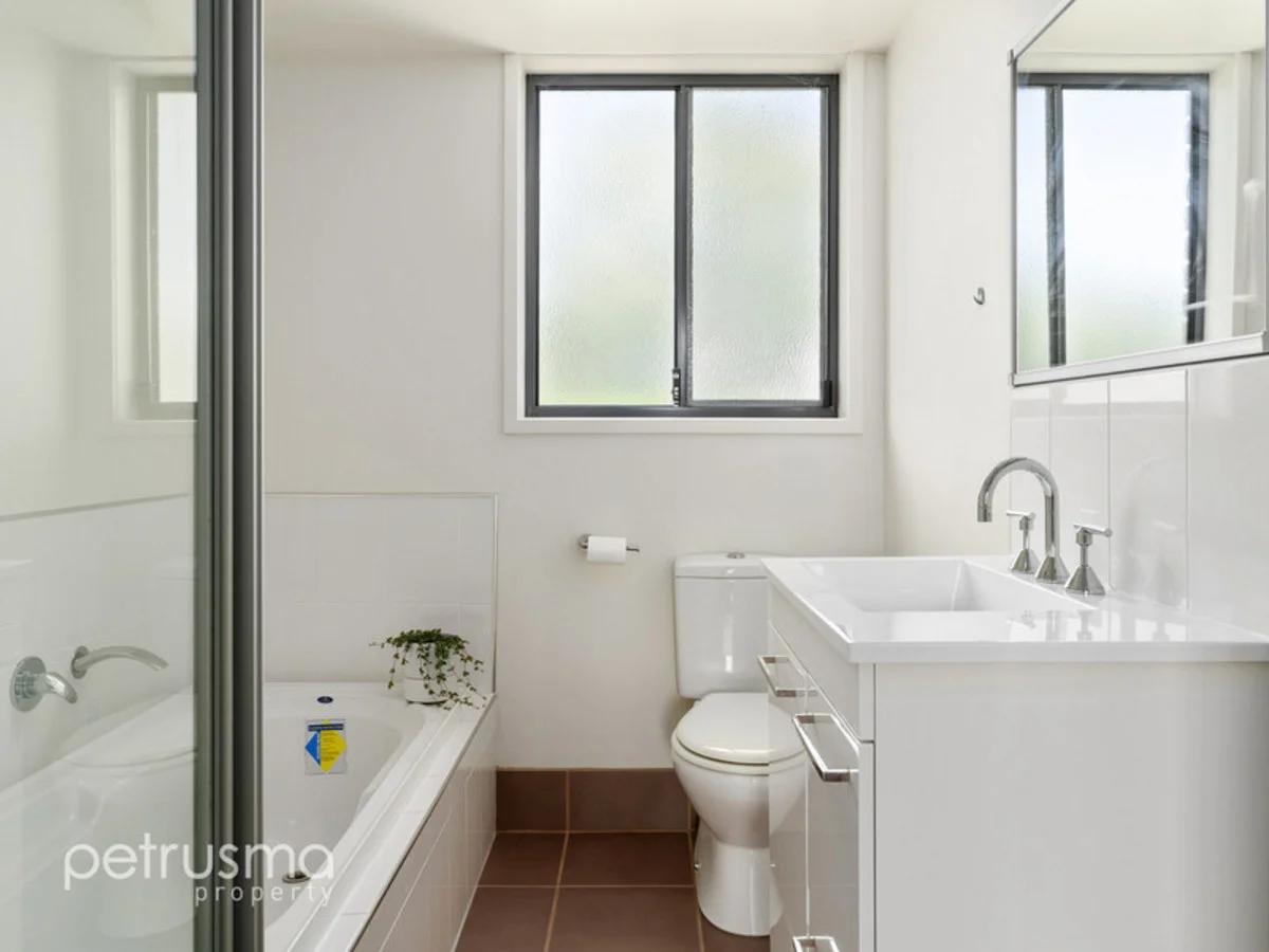 Additional image 12 of 9A Yolla Street, Rose Bay TAS 7015