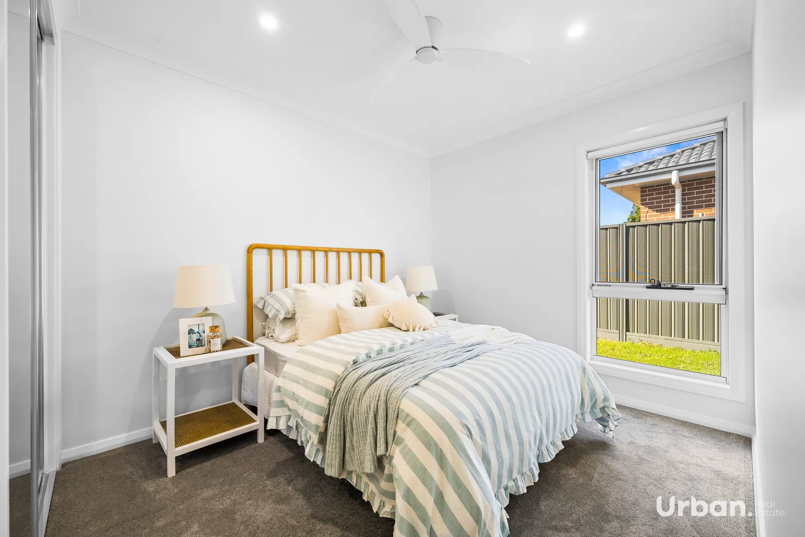 House in Sydney, Gilead - More