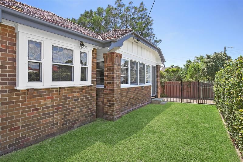 16 Glebe Road, The Junction NSW 2291, Image 1