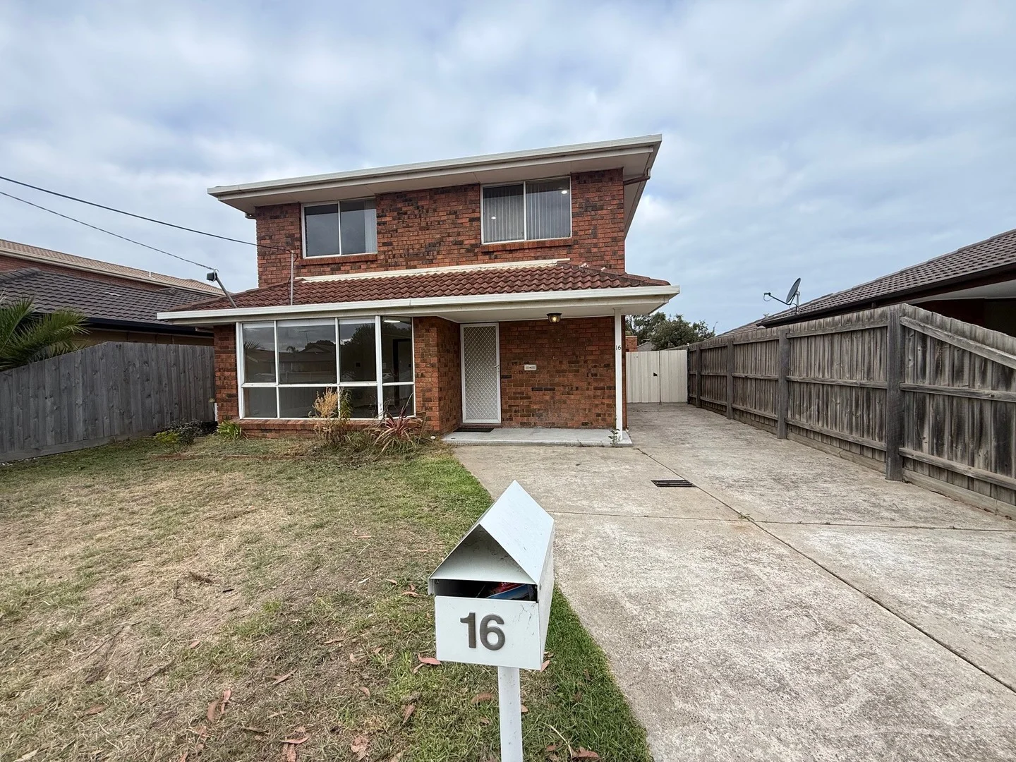 16 Devenport Court, Altona Meadows VIC 3028