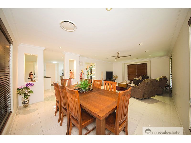 2 Stirling Drive, Rockyview QLD 4701, Image 2