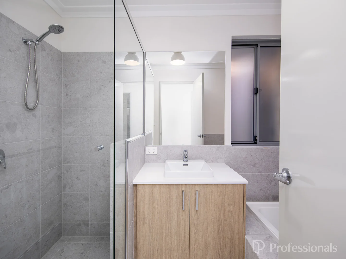 Additional image 17 of 35 Hasties Road, Yanchep WA 6035