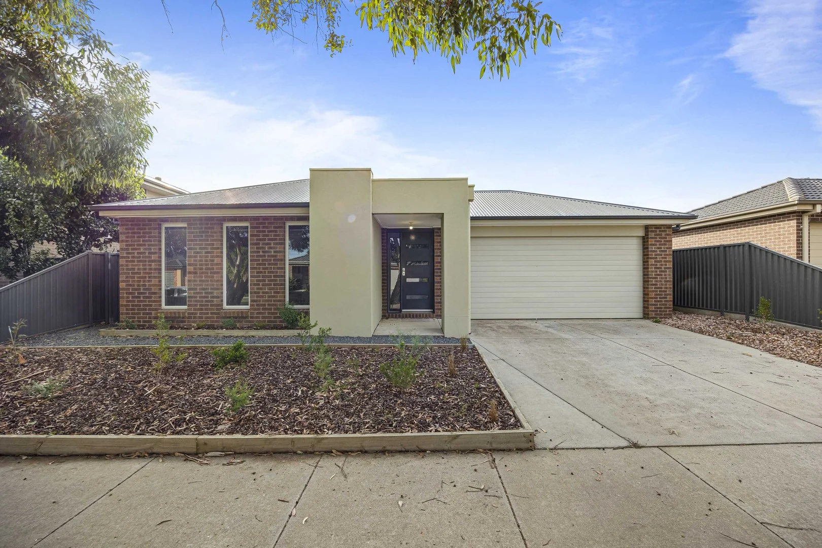 11 Craven Street, Lucas VIC 3350