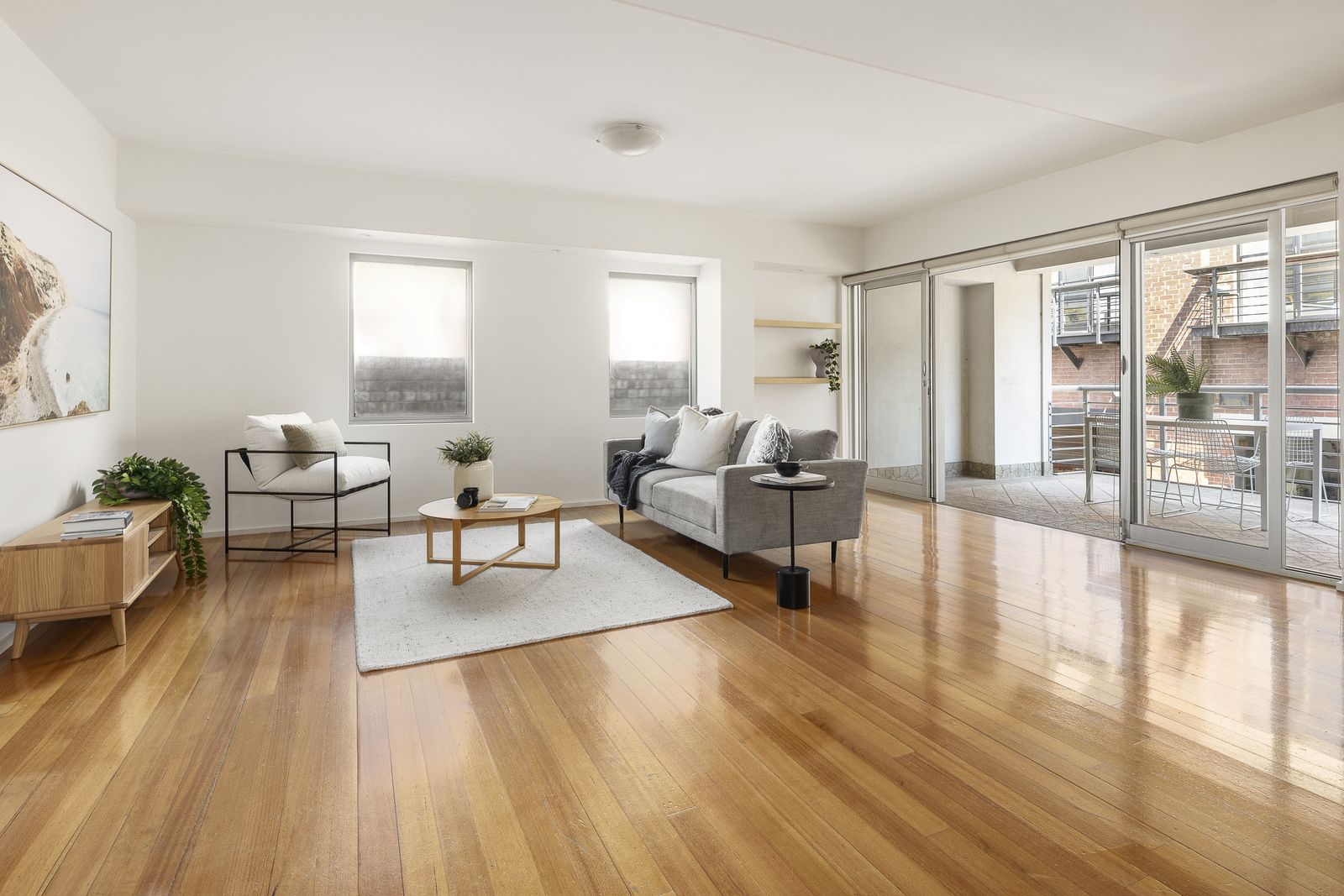 2 bedrooms Apartment / Unit / Flat in 2/3 Anchor Place PRAHRAN VIC, 3181