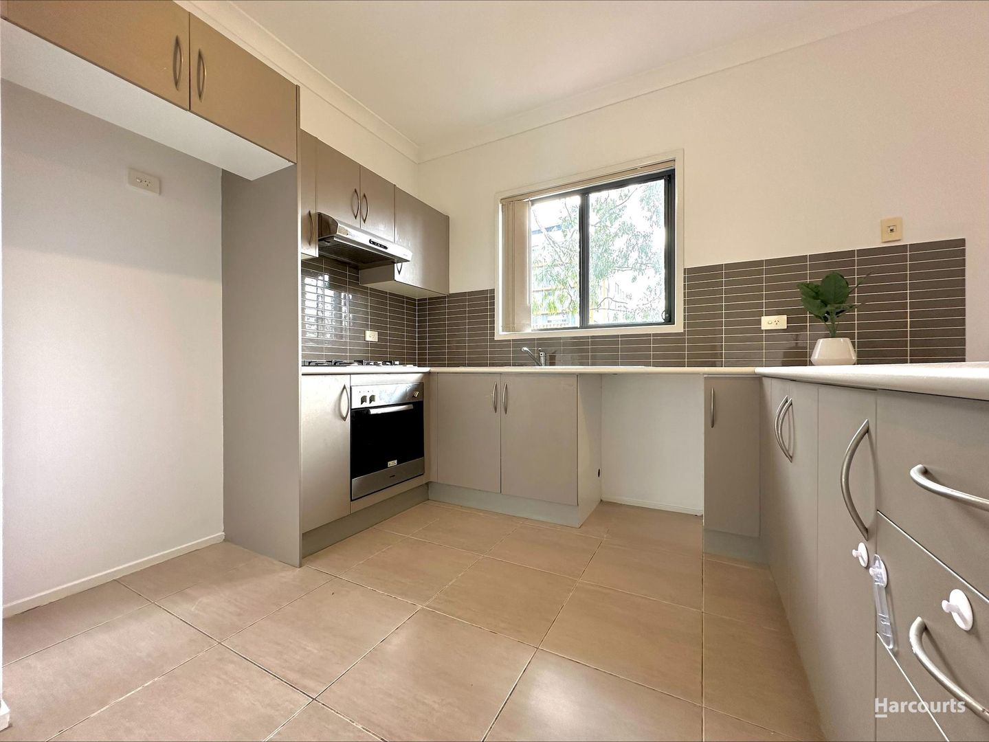 3/53 Chamberlain Street, Campbelltown NSW 2560, Image 2