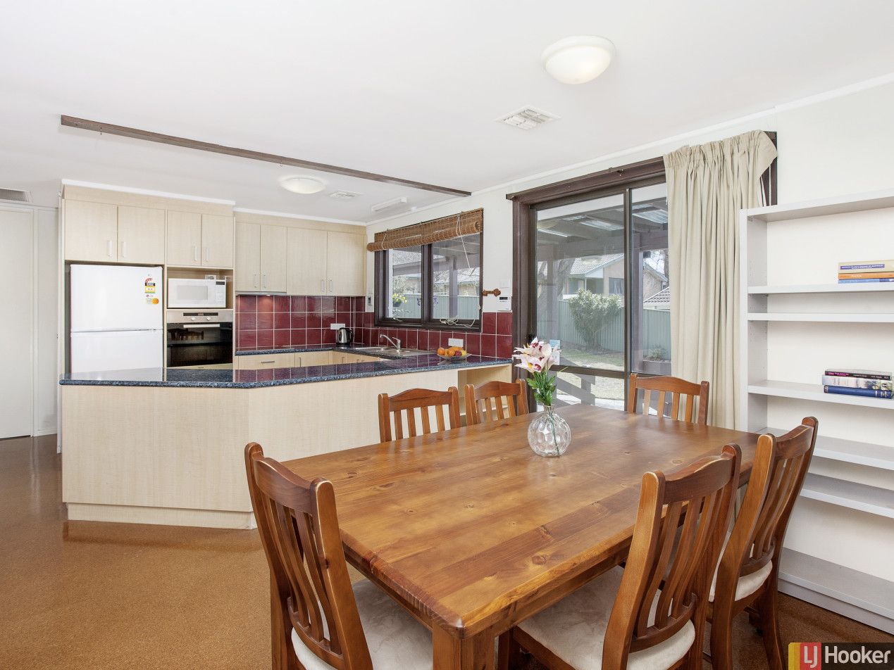 4 Shenton Crescent, Stirling ACT 2611, Image 2