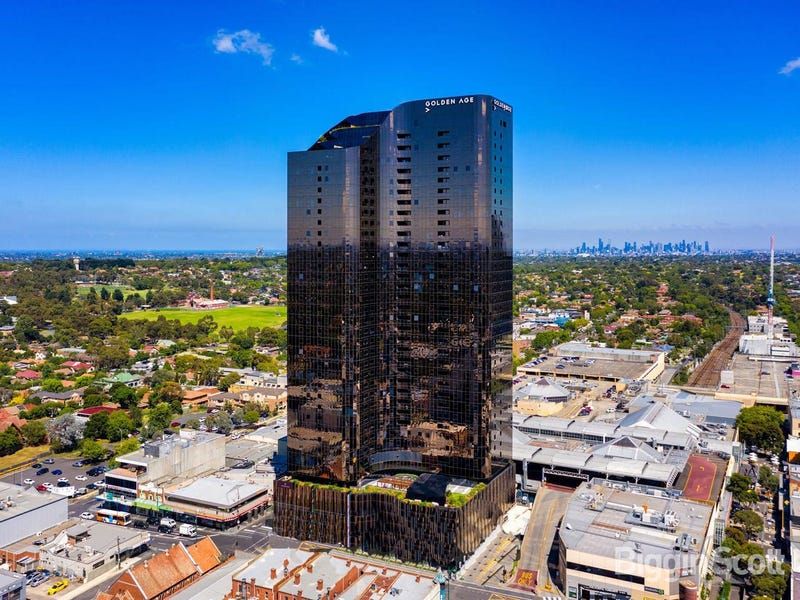 2 bedrooms Apartment / Unit / Flat in 2401/545 Station Street BOX HILL VIC, 3128