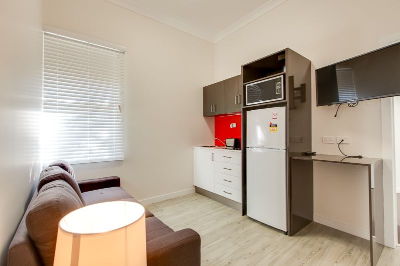 3/19 Upper Clifton Terrace, Red Hill QLD 4059, Image 2