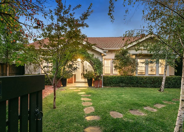 6 Royal Crescent, Armadale VIC 3143