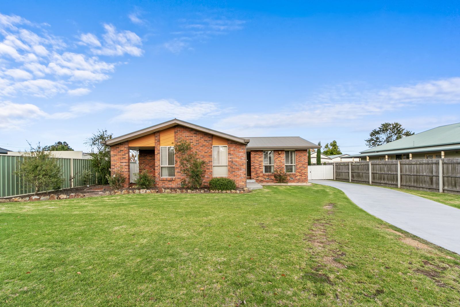 24 Jones Street, Stratford VIC 3862, Image 0