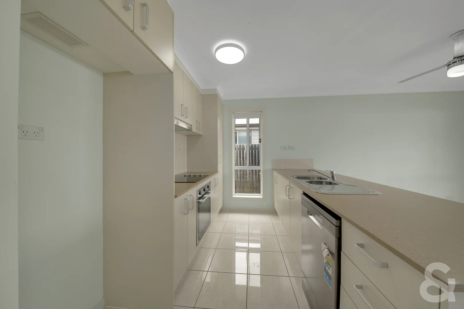 Additional image 7 of 8 Oystercatcher Road, Kirkwood QLD 4680