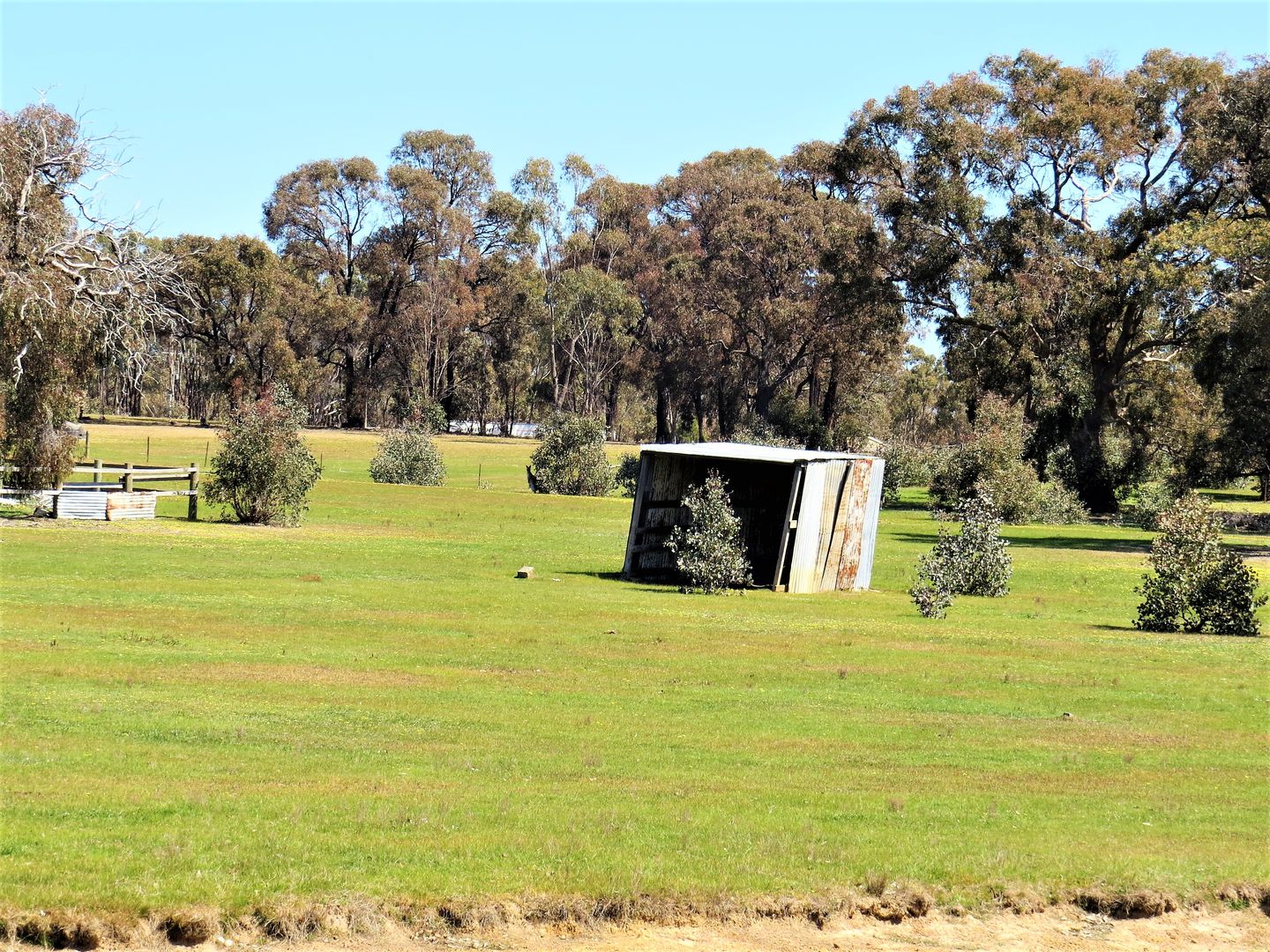 32 McCarthy Drive, Heathcote South VIC 3523, Image 2