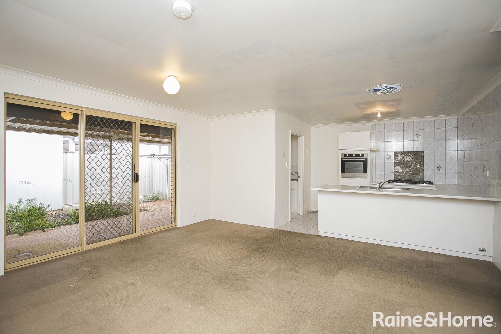 4/55 Sayer Street, Midland WA 6056, Image 2