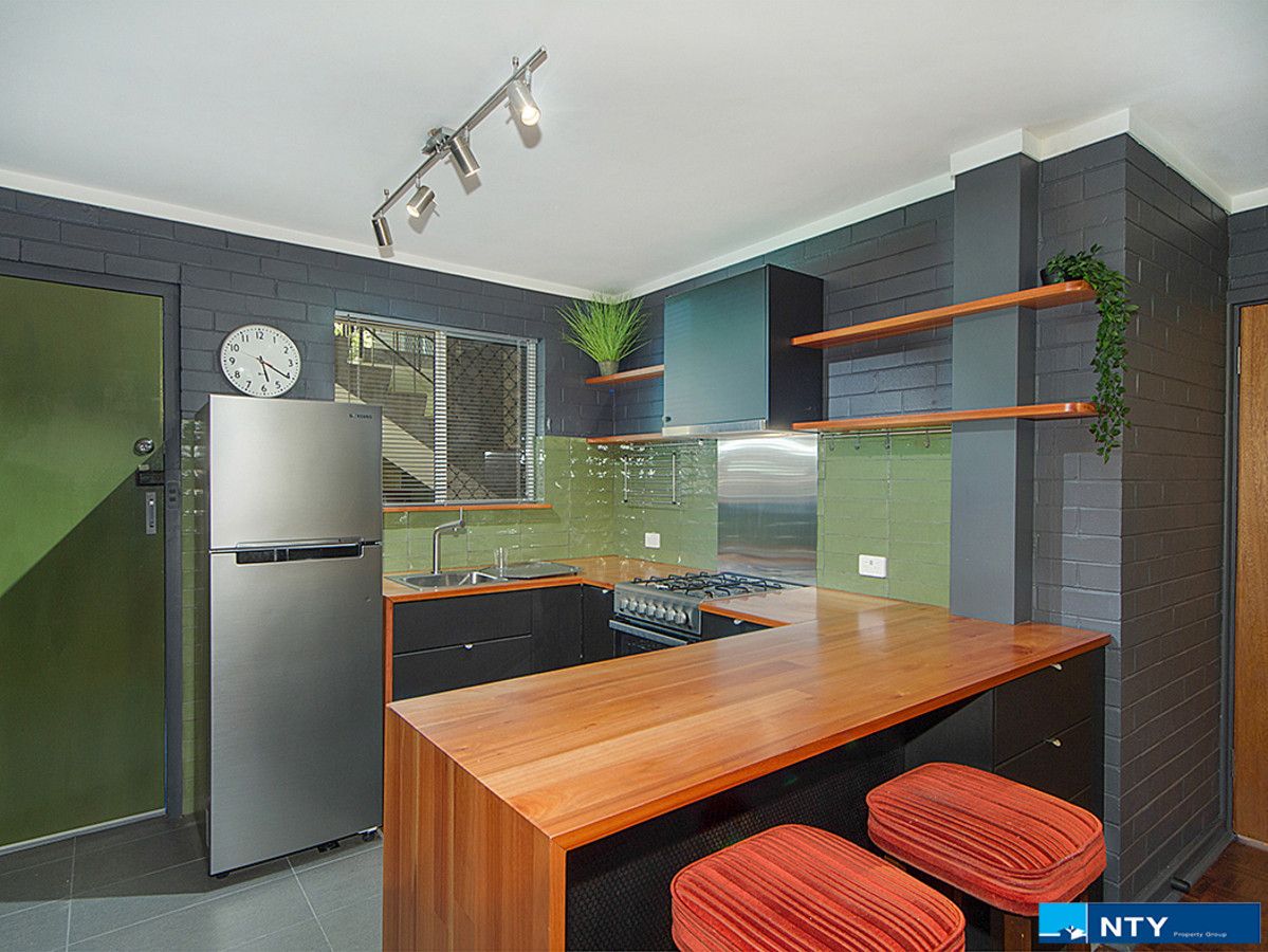 2 bedrooms Apartment / Unit / Flat in 5/222 Whatley Crescent MAYLANDS WA, 6051