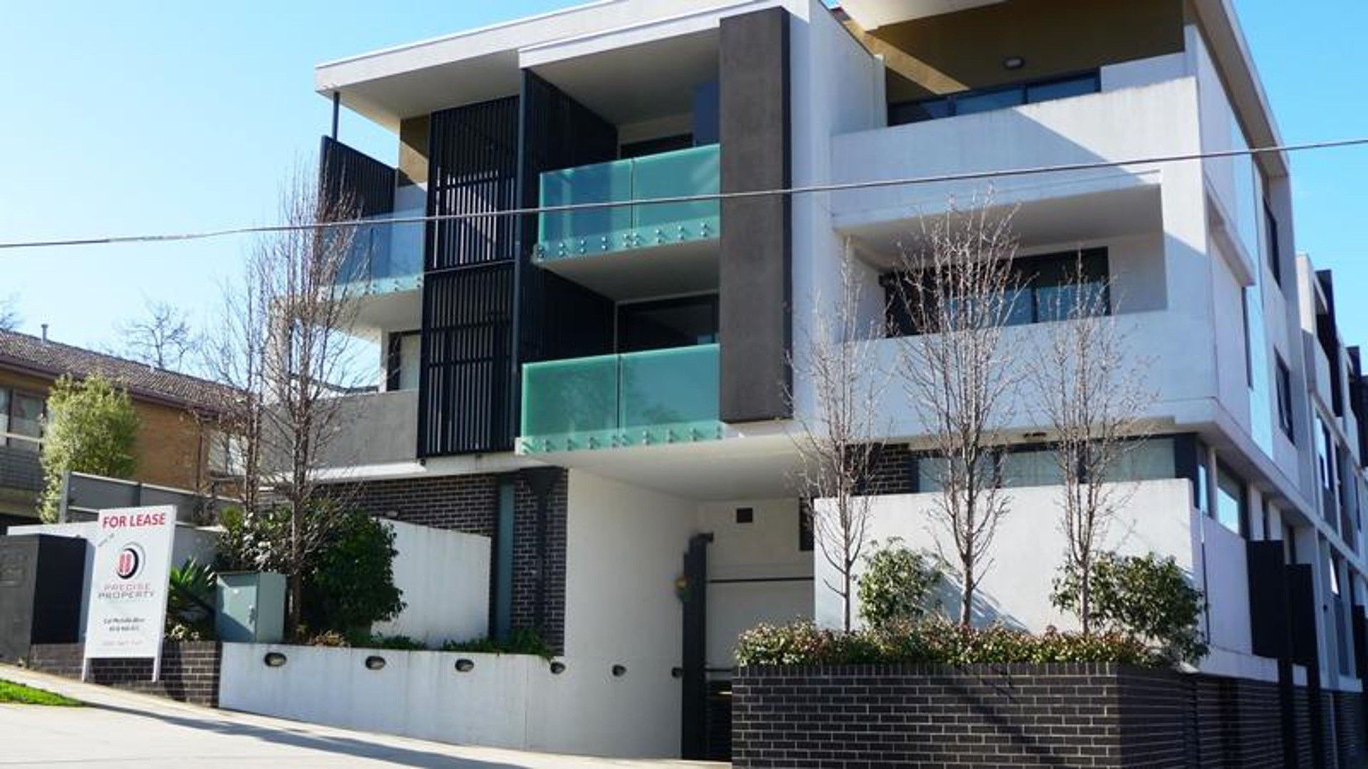 3 bedrooms Apartment / Unit / Flat in 16/96 Hawdon Street HEIDELBERG VIC, 3084
