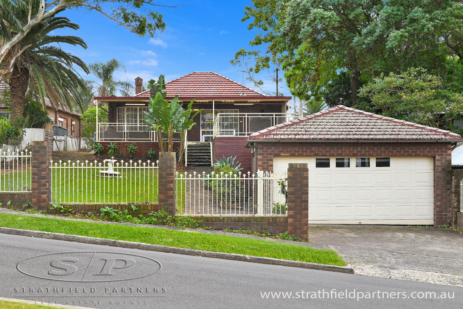 48 Huntleys Point Road, Huntleys Point NSW 2111, Image 2