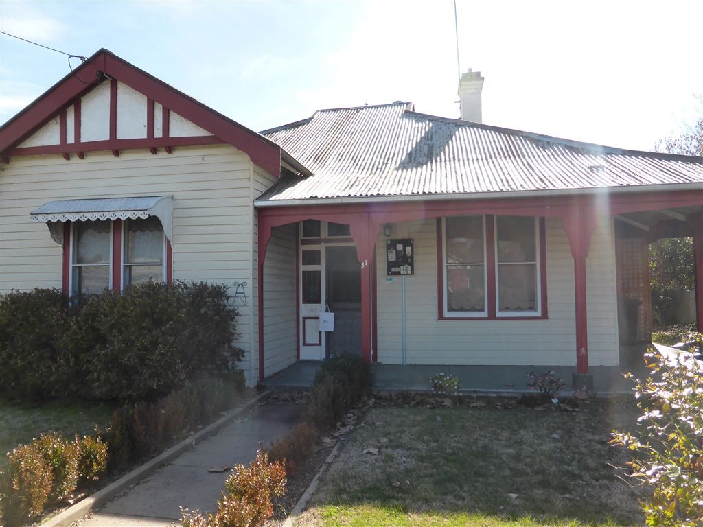 31 Peel Street, Holbrook NSW 2644, Image 0