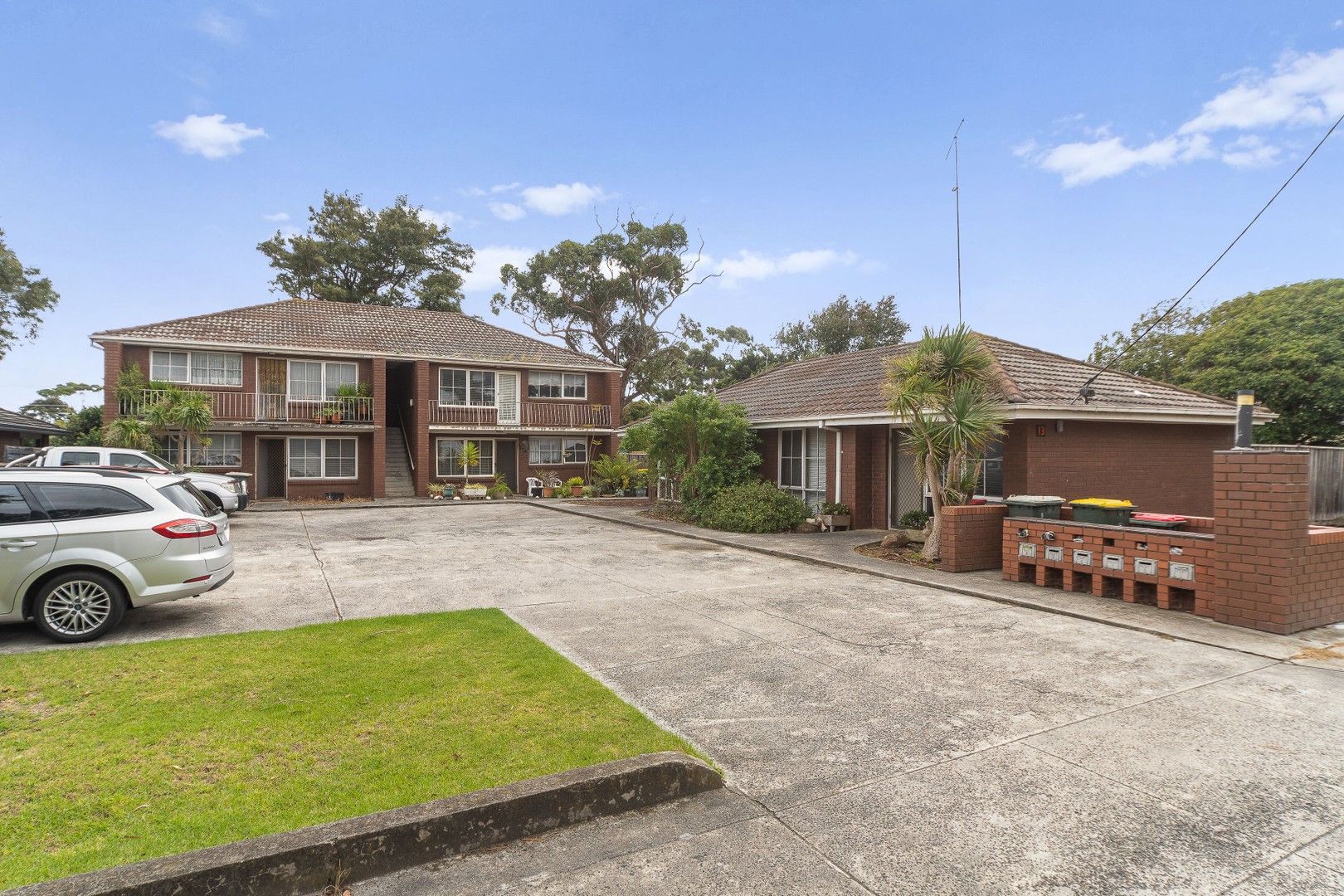 1 bedrooms Apartment / Unit / Flat in 2/13 Duncan Avenue SEAFORD VIC, 3198