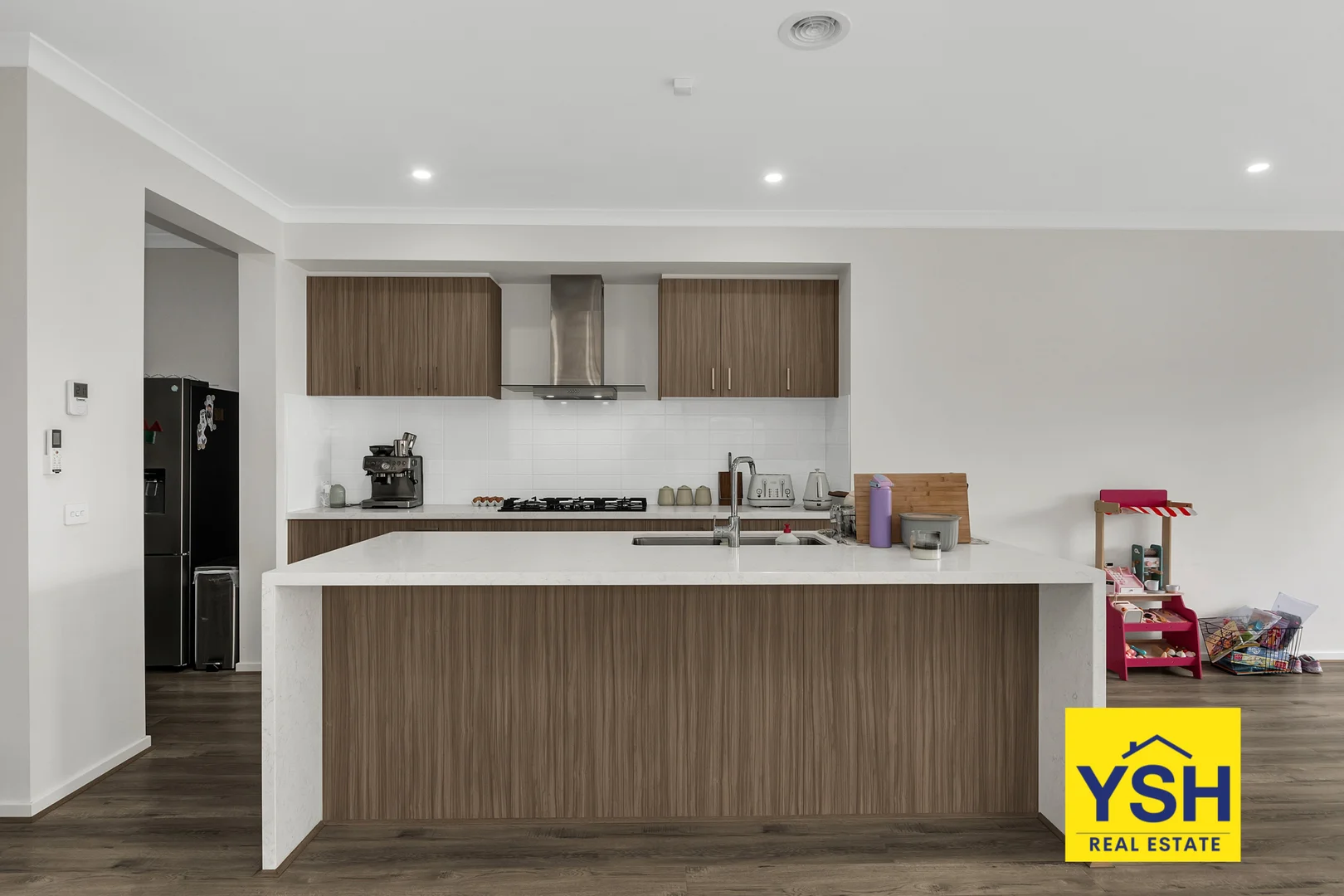 Additional image 9 of 83 Whitecross Drive, Thornhill Park VIC 3335